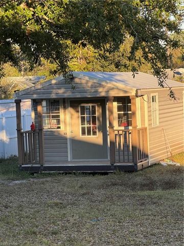 1016 Cleveland AVE, Lehigh Acres, FL 33972