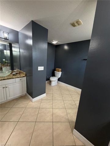 1016 Cleveland AVE, Lehigh Acres, FL 33972