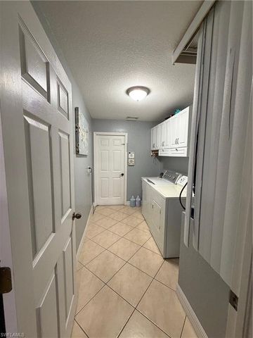 1016 Cleveland AVE, Lehigh Acres, FL 33972