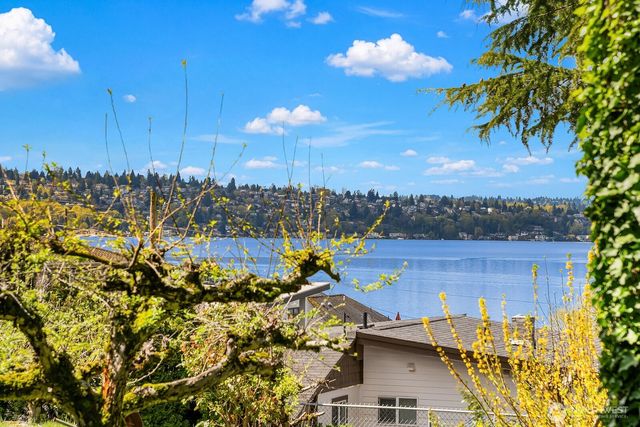 3737 Park Avenue N, Renton, WA 98056