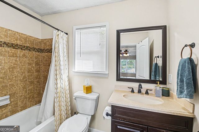 237 Palmetto Road, Tyrone, GA 30290