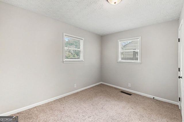 237 Palmetto Road, Tyrone, GA 30290