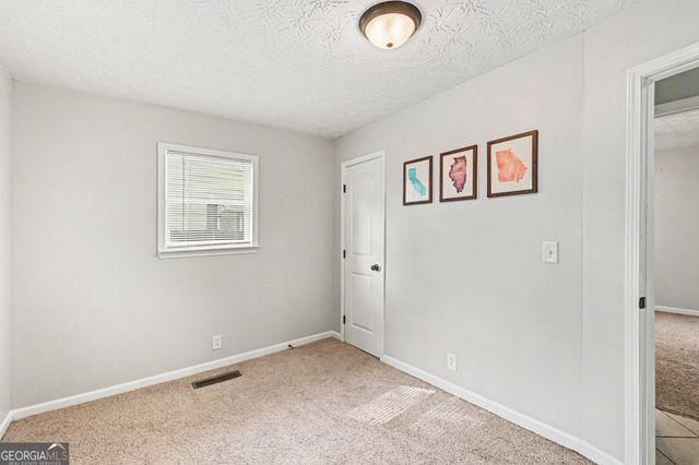 237 Palmetto Road, Tyrone, GA 30290