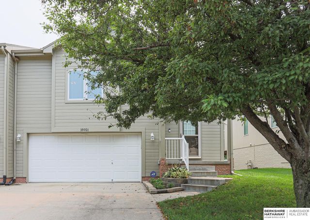 18921 K Street, Omaha, NE 68135