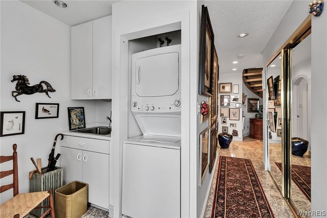 40 Waterfront Circle 401, Buffalo, NY 14202