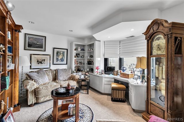 40 Waterfront Circle 401, Buffalo, NY 14202