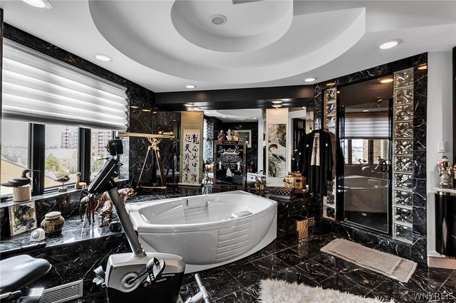 40 Waterfront Circle 401, Buffalo, NY 14202