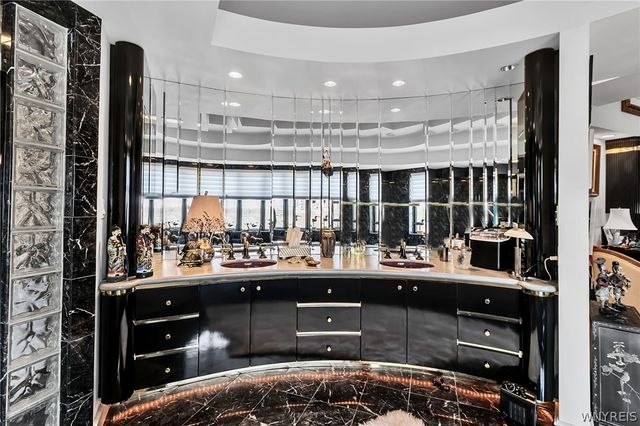 40 Waterfront Circle 401, Buffalo, NY 14202