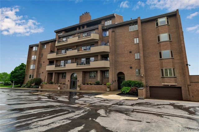 40 Waterfront Circle 401, Buffalo, NY 14202