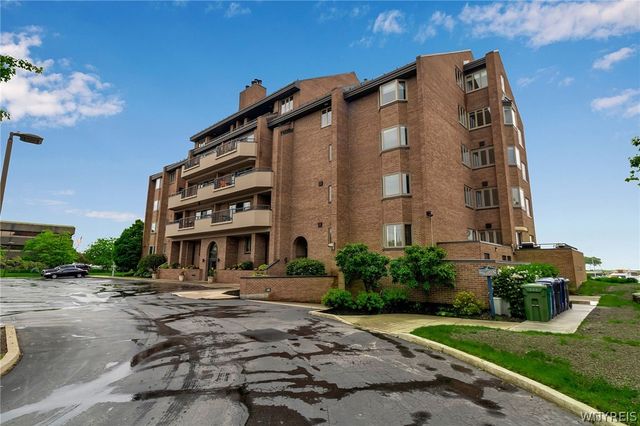 40 Waterfront Circle 401, Buffalo, NY 14202