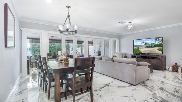 1700 SW 5th Ct, Fort Lauderdale, FL 33312