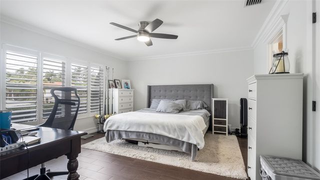 1700 SW 5th Ct, Fort Lauderdale, FL 33312