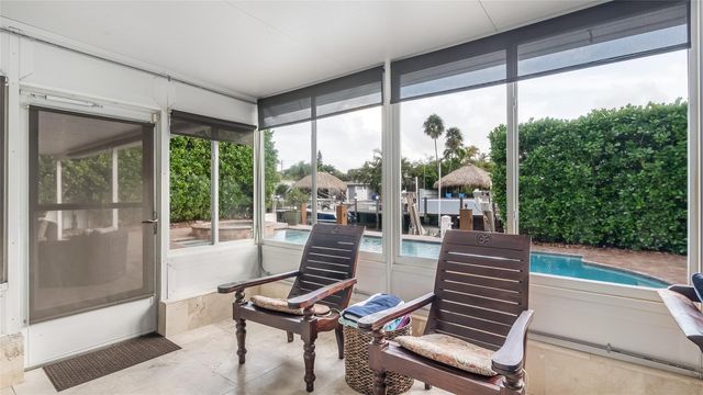 1700 SW 5th Ct, Fort Lauderdale, FL 33312