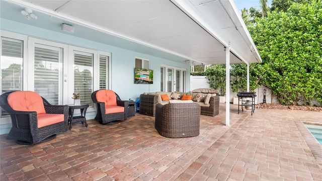 1700 SW 5th Ct, Fort Lauderdale, FL 33312