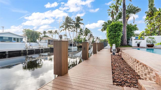 1700 SW 5th Ct, Fort Lauderdale, FL 33312