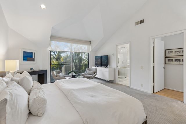 5990 Lindenshire Lane 121, Dallas, TX 75230
