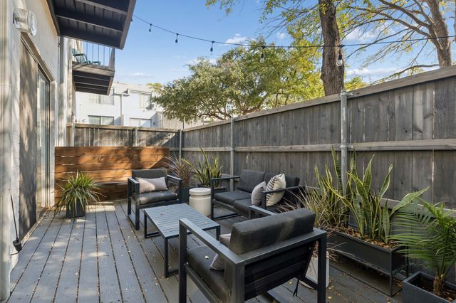 5990 Lindenshire Lane 121, Dallas, TX 75230