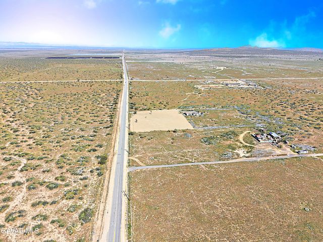 Cor 110th Ste Pav, Sun Village, CA 93543