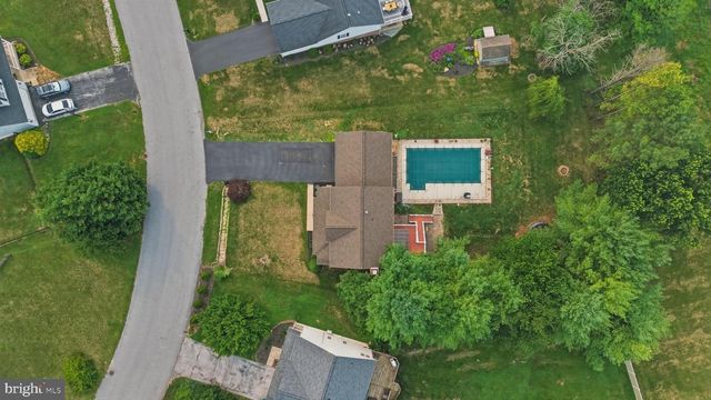 419 LINKS VIEW DR, Hagerstown, MD 21740