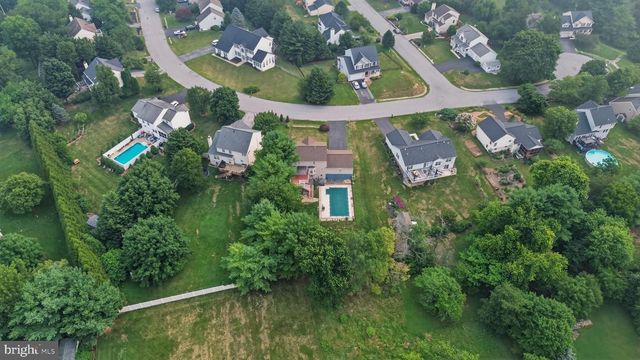 419 LINKS VIEW DR, Hagerstown, MD 21740