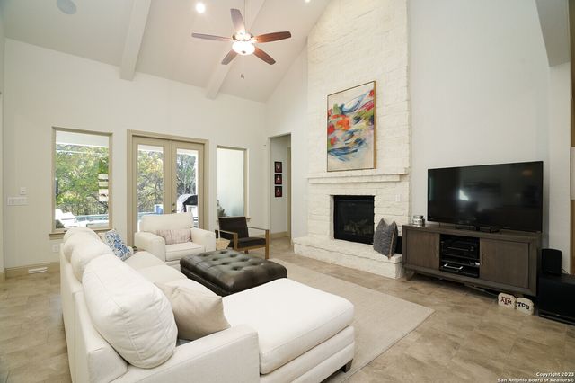 17618 HILLSEDGE, San Antonio, TX 78257