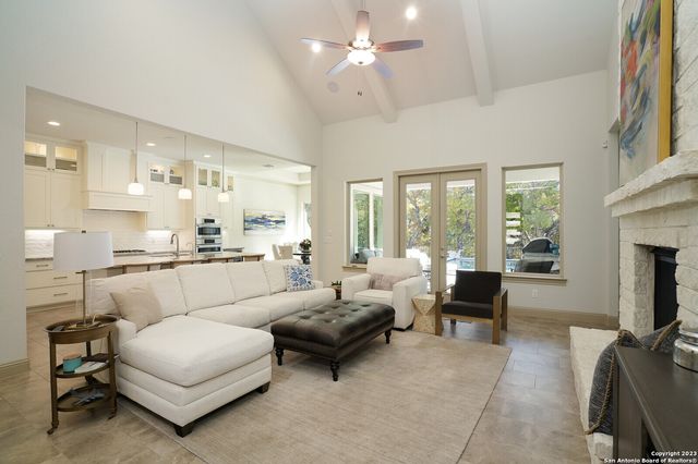 17618 HILLSEDGE, San Antonio, TX 78257