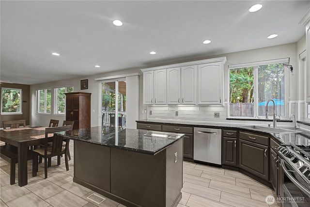 3626 Cedrona Court NW, Olympia, WA 98502
