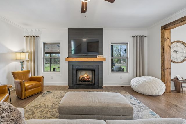 12745 N Milton Rd, Milton, TN 37118