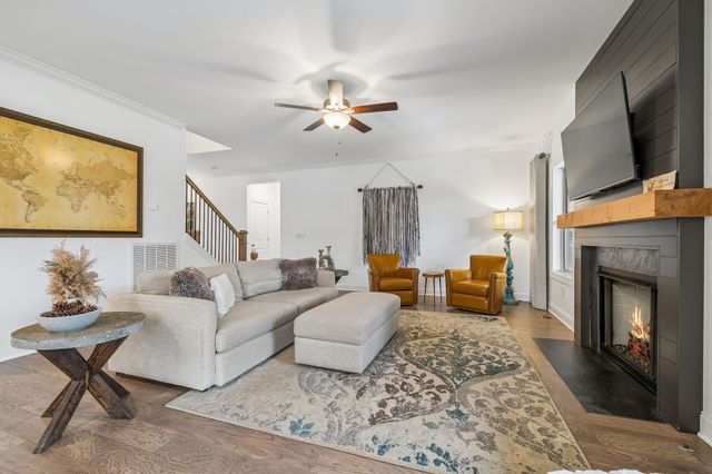 12745 N Milton Rd, Milton, TN 37118