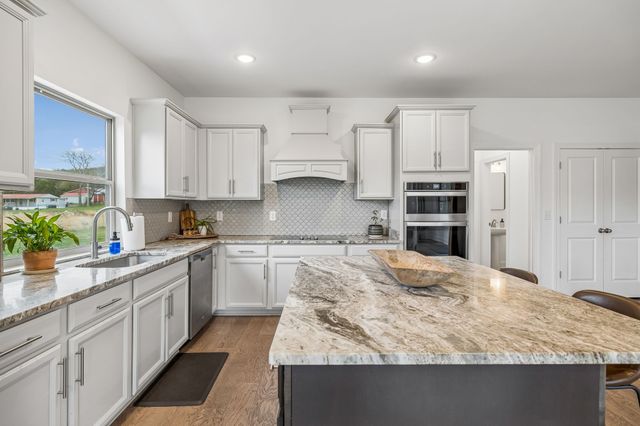 12745 N Milton Rd, Milton, TN 37118