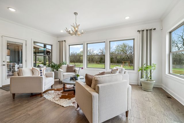 12745 N Milton Rd, Milton, TN 37118