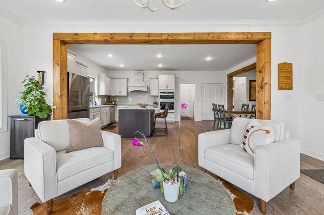 12745 N Milton Rd, Milton, TN 37118