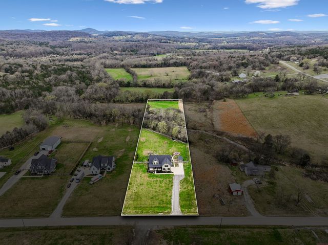 12745 N Milton Rd, Milton, TN 37118