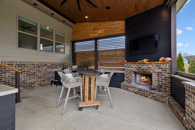 12745 N Milton Rd, Milton, TN 37118