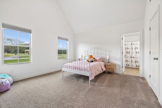 12745 N Milton Rd, Milton, TN 37118