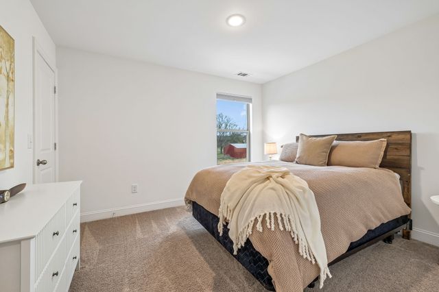 12745 N Milton Rd, Milton, TN 37118