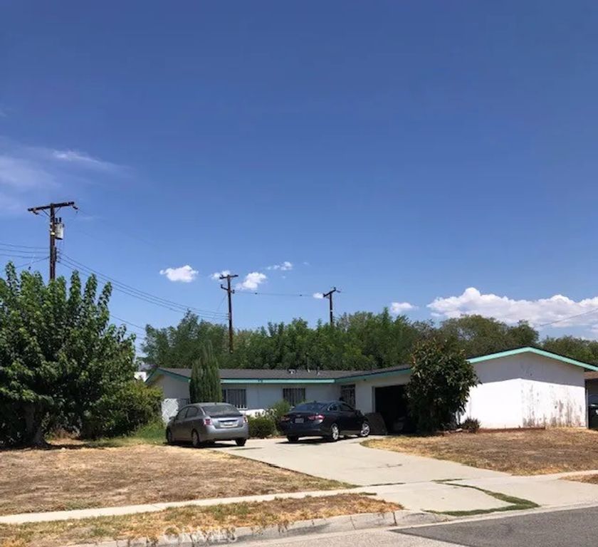 1878 West Virginia St, San Bernardino, CA 92411