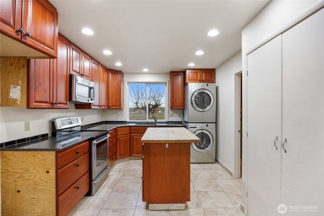 5103 Road 1.9 NE, Moses Lake, WA 98837