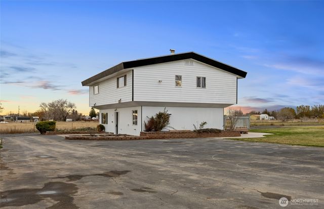 5103 Road 1.9 NE, Moses Lake, WA 98837