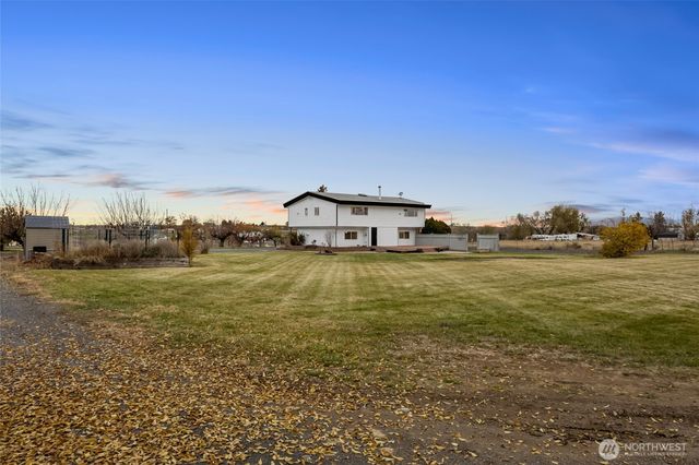 5103 Road 1.9 NE, Moses Lake, WA 98837