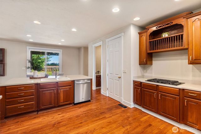 7212 Canterwood Drive SE, Olympia, WA 98513