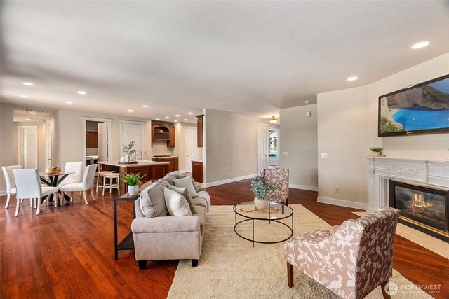 7212 Canterwood Drive SE, Olympia, WA 98513