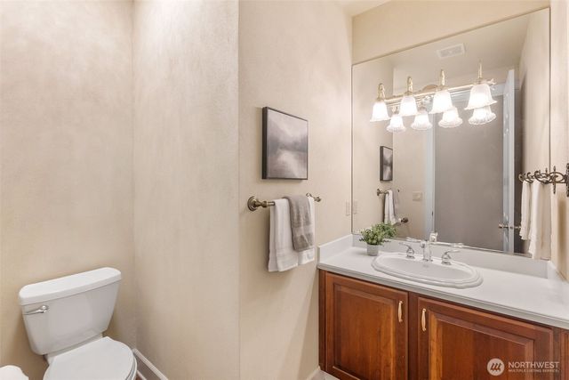 7212 Canterwood Drive SE, Olympia, WA 98513