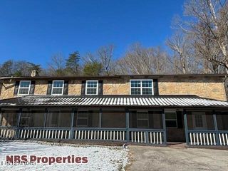 143 Mccully Lane, Rocky Top, TN 37769