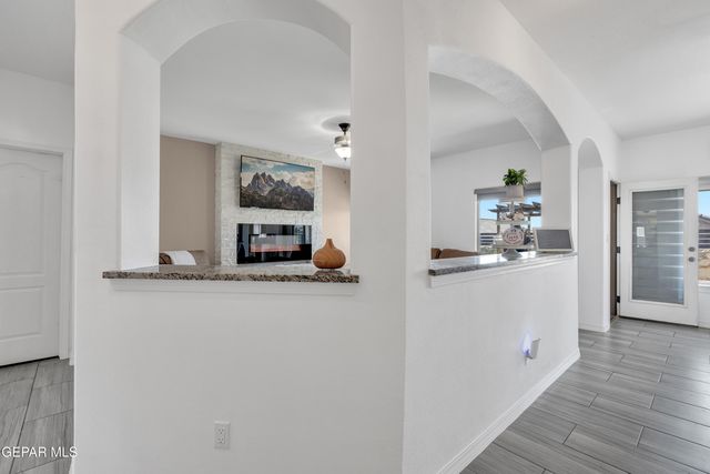 563 Lanner Street, El Paso, TX 79928