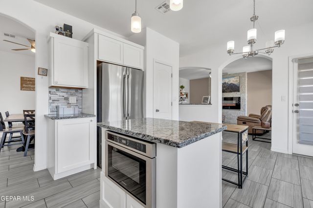 563 Lanner Street, El Paso, TX 79928