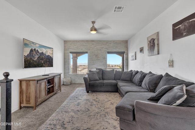 563 Lanner Street, El Paso, TX 79928