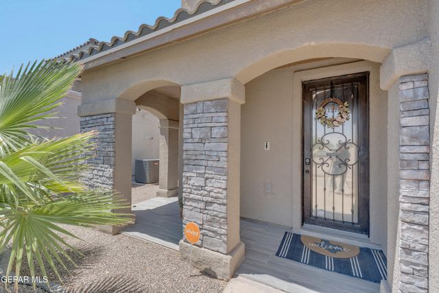 563 Lanner Street, El Paso, TX 79928