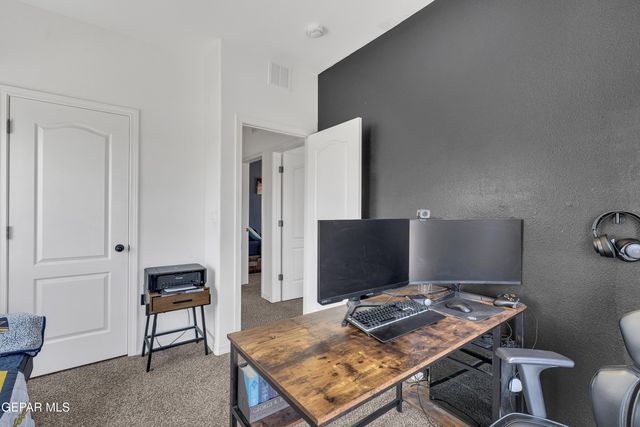 563 Lanner Street, El Paso, TX 79928