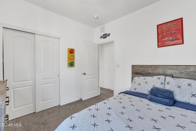 563 Lanner Street, El Paso, TX 79928